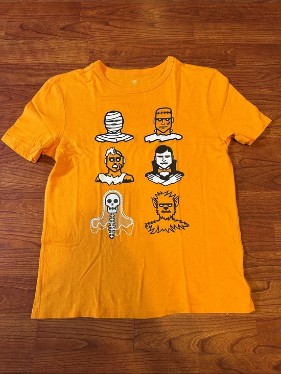 GAP Other - Boys GAP Kids T-Shirt Halloween XL